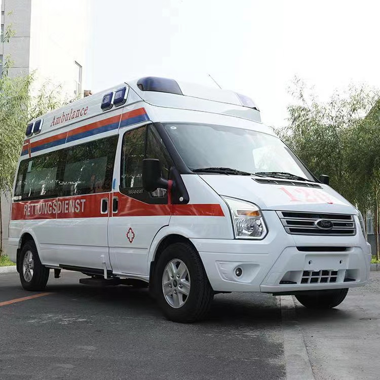 富顺行动不便者长途救护车租赁：安全转运的核心注意事项​