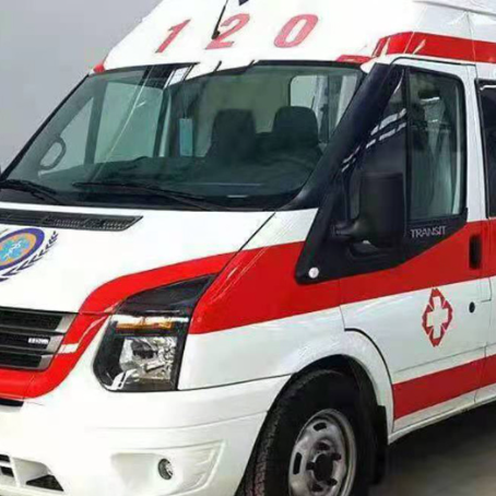 富顺非急救护送病人转院租赁救护车的优缺点对比